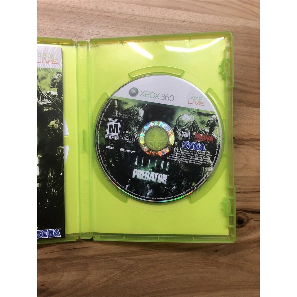 Alien vs. Predator (Microsoft Xbox 360, 2010) CIB W Manual